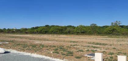 Terrain à Charron en Charente-Maritime (17) de 321 m² à vendre au prix de 65805€