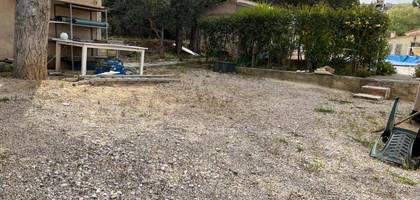 Terrain à Istres en Bouches-du-Rhône (13) de 357 m² à vendre au prix de 180000€