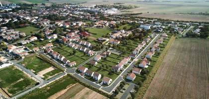 Terrain à Courçon en Charente-Maritime (17) de 332 m² à vendre au prix de 60198€