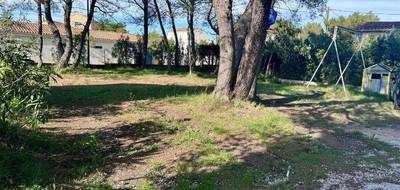 Terrain à Saint-Mitre-les-Remparts en Bouches-du-Rhône (13) de 211 m² à vendre au prix de 159000€ - 4