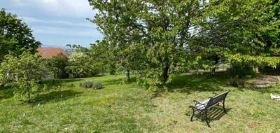 Terrain à Beauregard-l'Évêque en Puy-de-Dôme (63) de 738 m² à vendre au prix de 51000€ - 2