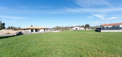 Terrain à Orléat en Puy-de-Dôme (63) de 1492 m² à vendre au prix de 113000€ - 2
