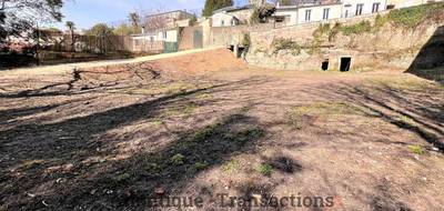 Terrain à Saintes en Charente-Maritime (17) de 839 m² à vendre au prix de 116600€ - 1
